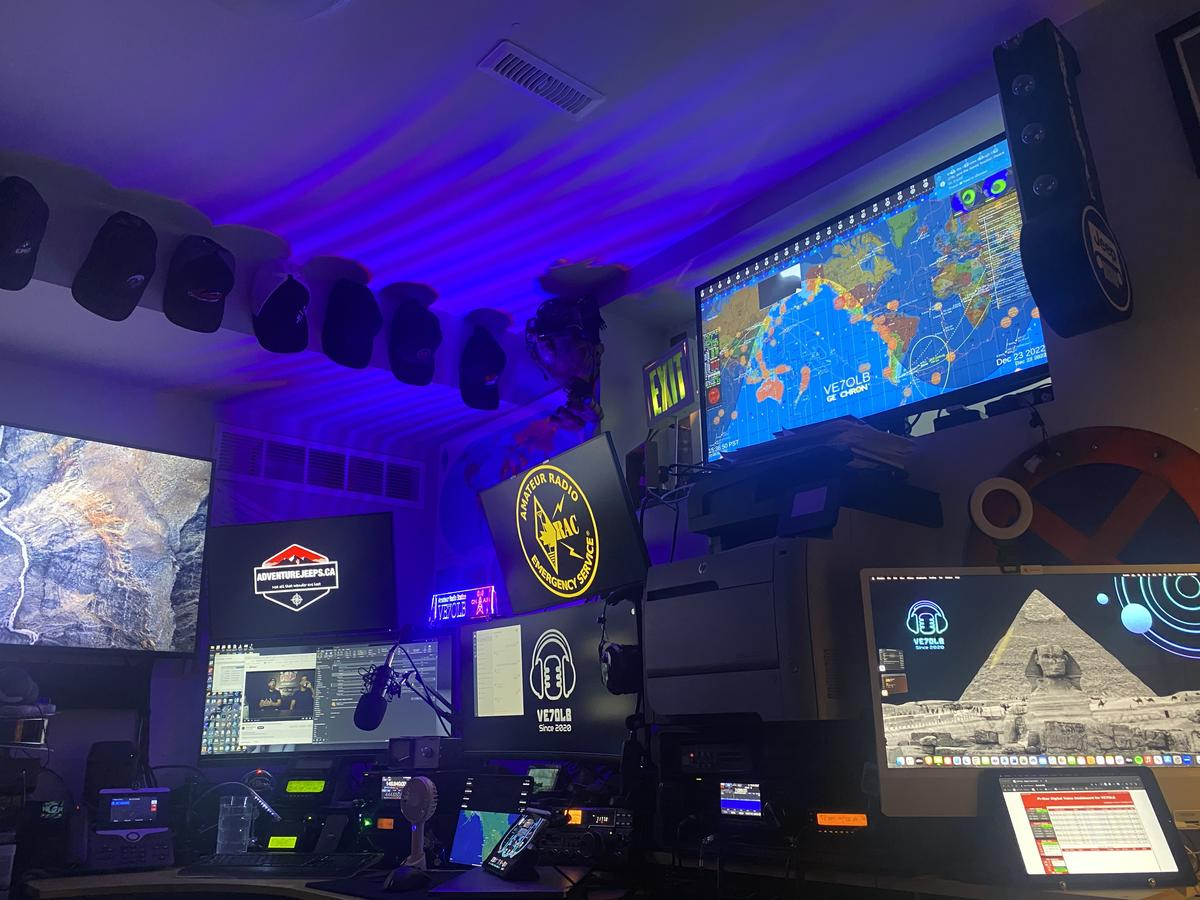 Indoor amateur radio operating station